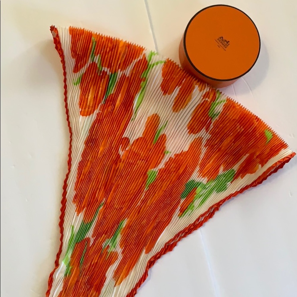 Hermès Orange Floral 100% Silk Pleated Scarf and Box Excellent RARE HTF - Picture 11 of 14